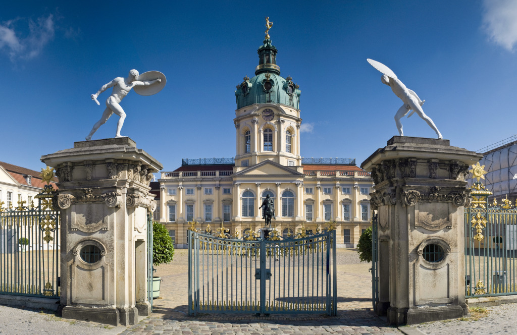 Charlottenburg Palace in Berlin jigsaw puzzle in Castles puzzles on TheJigsawPuzzles.com