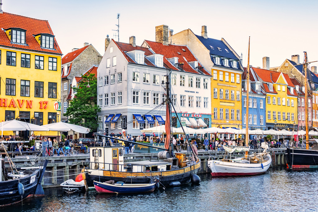 Nyhavn Waterfront, Copenhagen, Denmark jigsaw puzzle in Puzzle of the Day puzzles on TheJigsawPuzzles.com