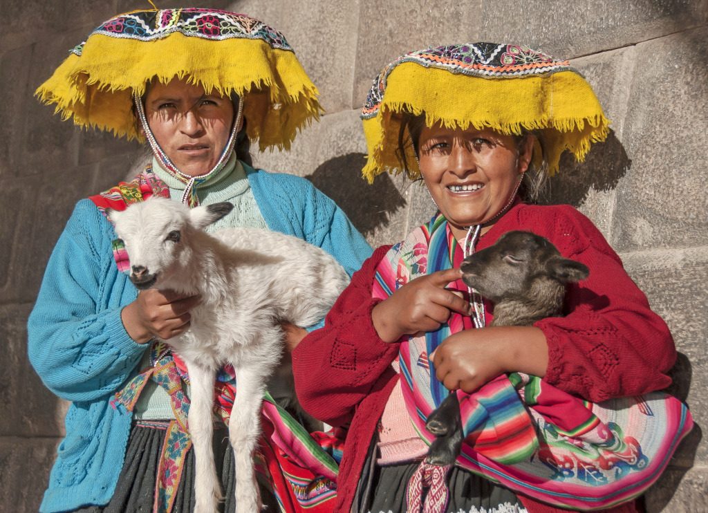 Quechua Women, Cuzco, Peru jigsaw puzzle in People puzzles on TheJigsawPuzzles.com