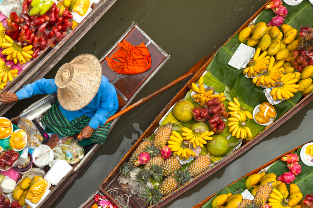 Floating Market in Thailand jigsaw puzzle in Fruits & Veggies puzzles on TheJigsawPuzzles.com