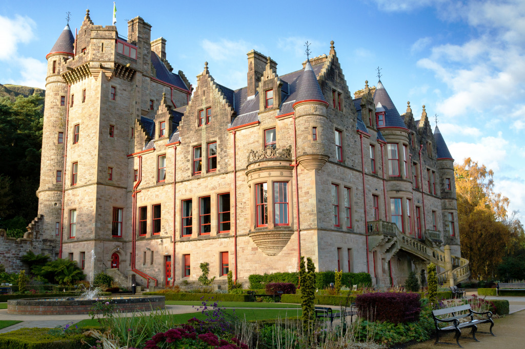 Belfast Castle, Northern Ireland jigsaw puzzle in Castles puzzles on TheJigsawPuzzles.com