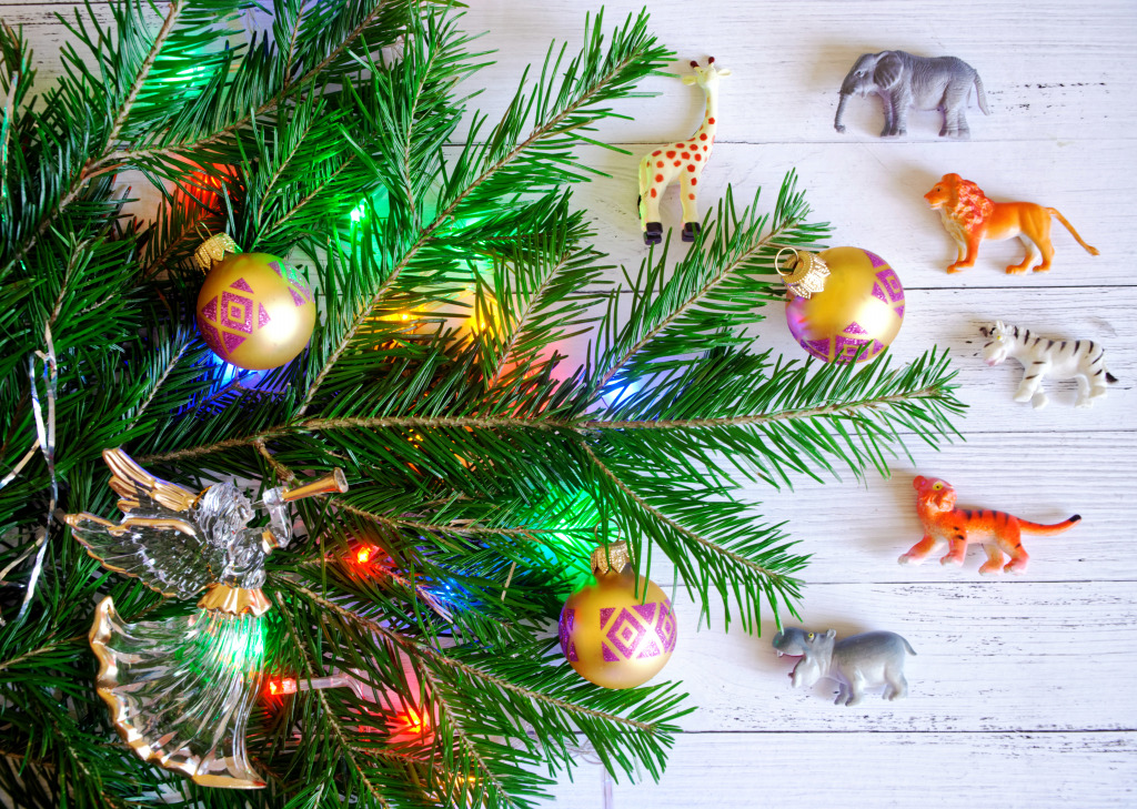 Christmas Tree Animal Decorations jigsaw puzzle in Animals puzzles on TheJigsawPuzzles.com