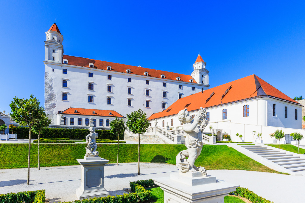 Bratislava Castle and Gardens, Slovakia jigsaw puzzle in Castles puzzles on TheJigsawPuzzles.com