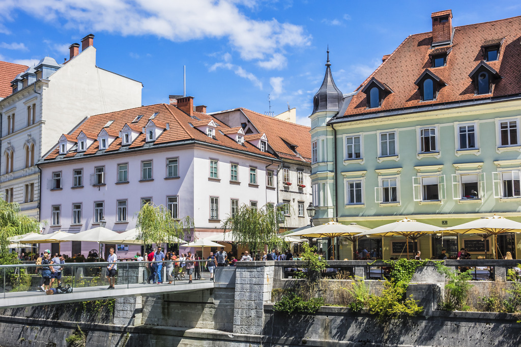 Ljubljana, Slovenia jigsaw puzzle in Bridges puzzles on TheJigsawPuzzles.com