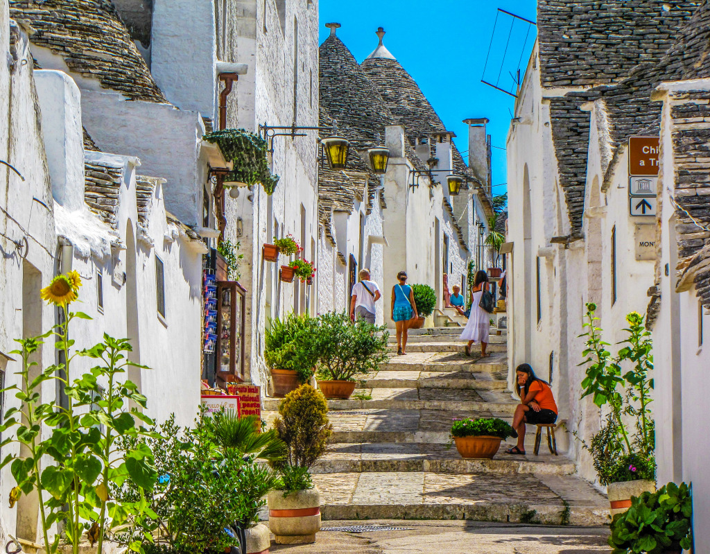 Alberobello, Italy jigsaw puzzle in Street View puzzles on TheJigsawPuzzles.com