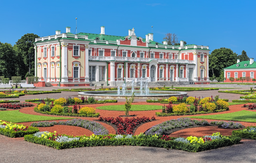 Kadriorg Palace, Tallinn, Estonia jigsaw puzzle in Castles puzzles on TheJigsawPuzzles.com