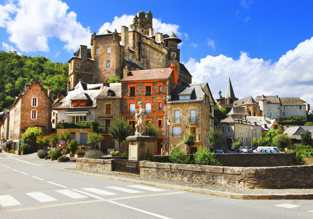 Estaing Village, France jigsaw puzzle in Castles puzzles on TheJigsawPuzzles.com