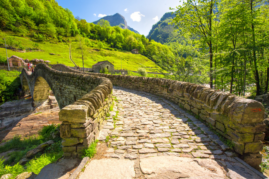 Salti Bridge, Lavertezzo, Switzerland jigsaw puzzle in Bridges puzzles on TheJigsawPuzzles.com