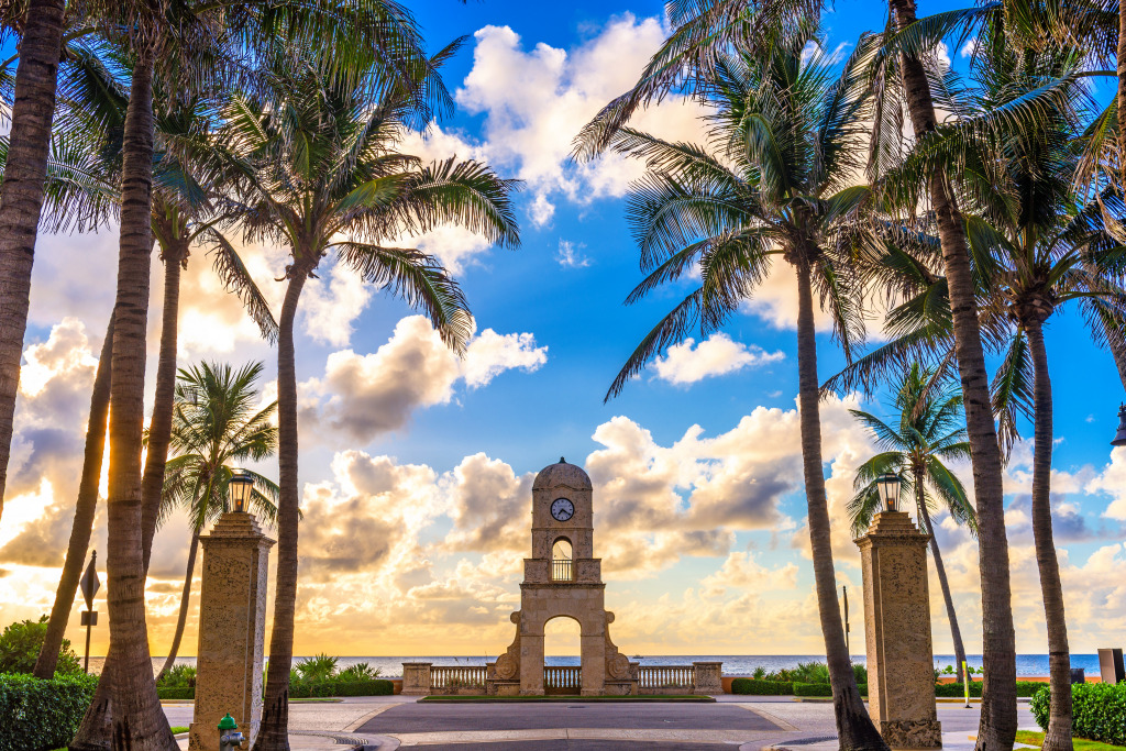 Clock Tower, Palm Beach, Florida jigsaw puzzle in Great Sightings puzzles on TheJigsawPuzzles.com