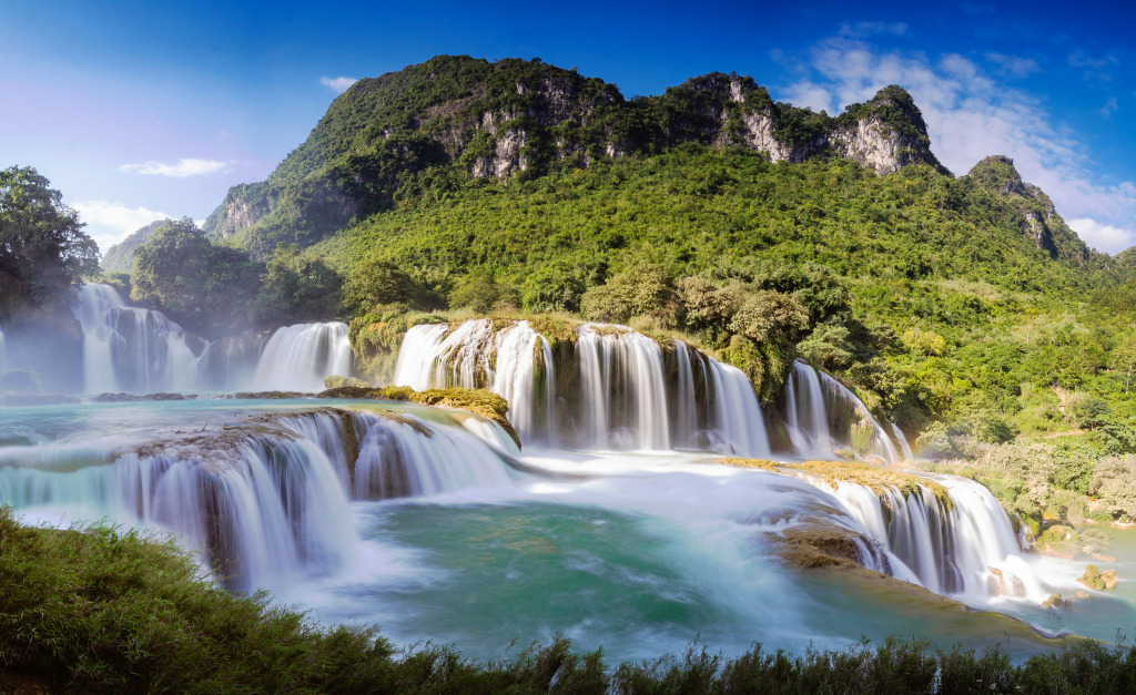 Ban Gioc–Detian Waterfall, Vietnam jigsaw puzzle in Waterfalls puzzles on TheJigsawPuzzles.com