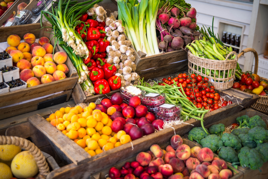 Farmers Market in Barcelona jigsaw puzzle in Fruits & Veggies puzzles on TheJigsawPuzzles.com