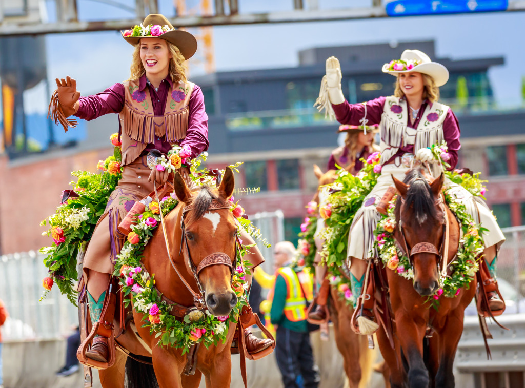 Grand Floral Parade, Portland, Oregon jigsaw puzzle in People puzzles on TheJigsawPuzzles.com