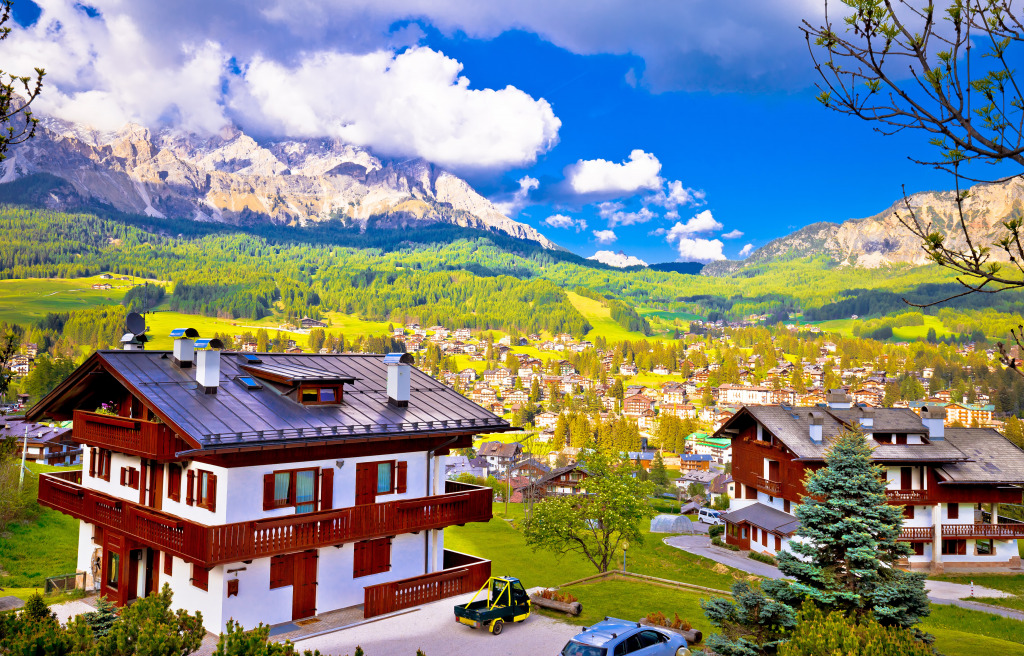 Alpine town of Cortina d' Ampezzo, Italy jigsaw puzzle in Great Sightings puzzles on TheJigsawPuzzles.com