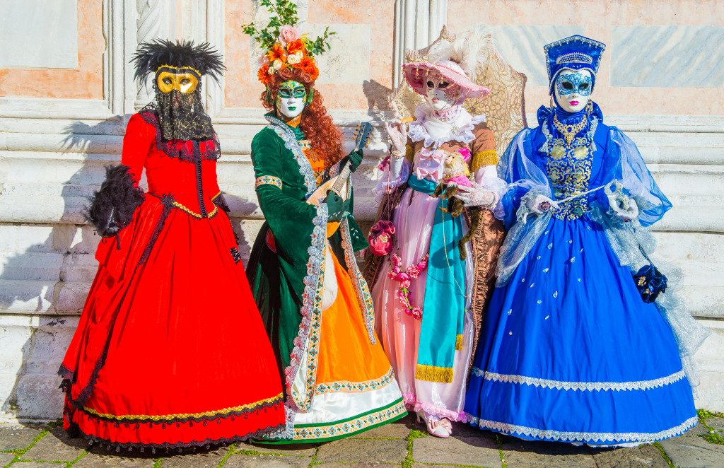 Carnival in Venice jigsaw puzzle in People puzzles on TheJigsawPuzzles.com