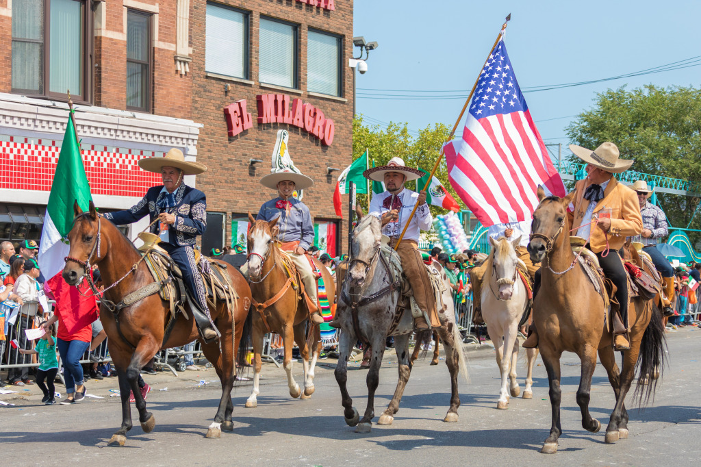 Mexican Independence Parade, Chicago jigsaw puzzle in People puzzles on TheJigsawPuzzles.com