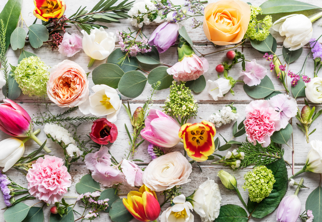 Flower Arrangement on a Wooden Table jigsaw puzzle in Flowers puzzles on TheJigsawPuzzles.com