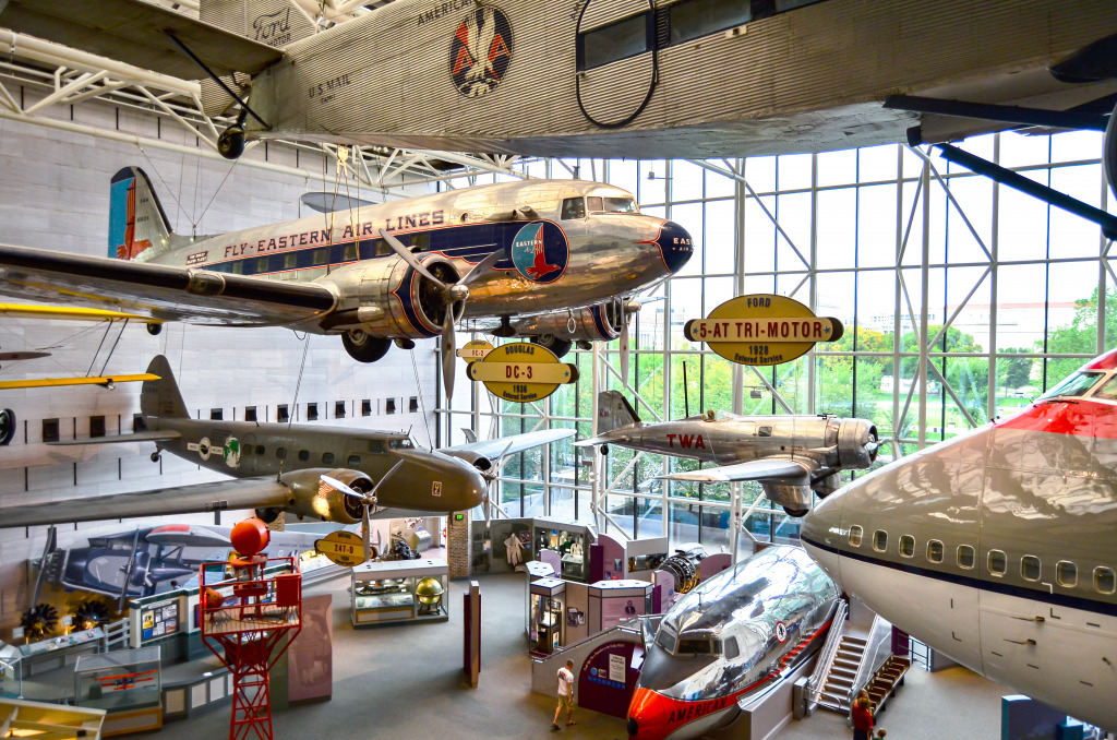 Smithsonian National Air and Space Museum jigsaw puzzle in Aviation puzzles on TheJigsawPuzzles.com