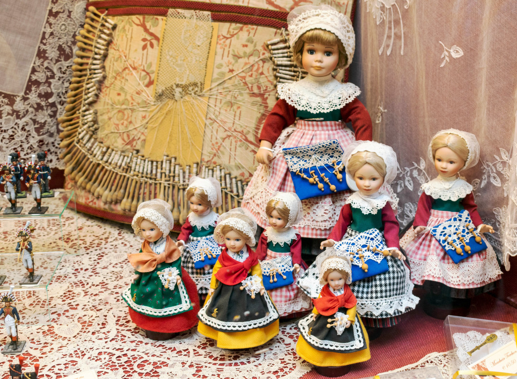 Collection of Porcelain Dolls jigsaw puzzle in Handmade puzzles on TheJigsawPuzzles.com