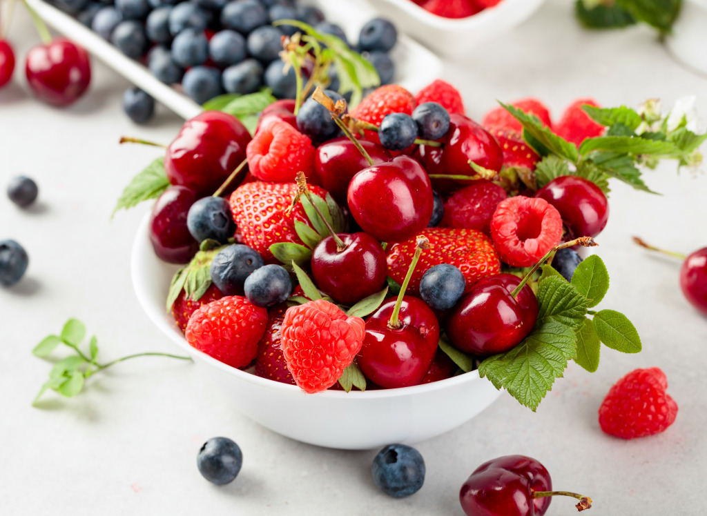 Bowl of Berries jigsaw puzzle in Fruits & Veggies puzzles on TheJigsawPuzzles.com