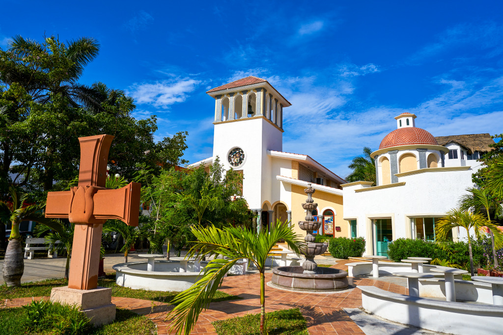 Puerto Morelos Church, Riviera Maya, Mexico jigsaw puzzle in Street View puzzles on TheJigsawPuzzles.com