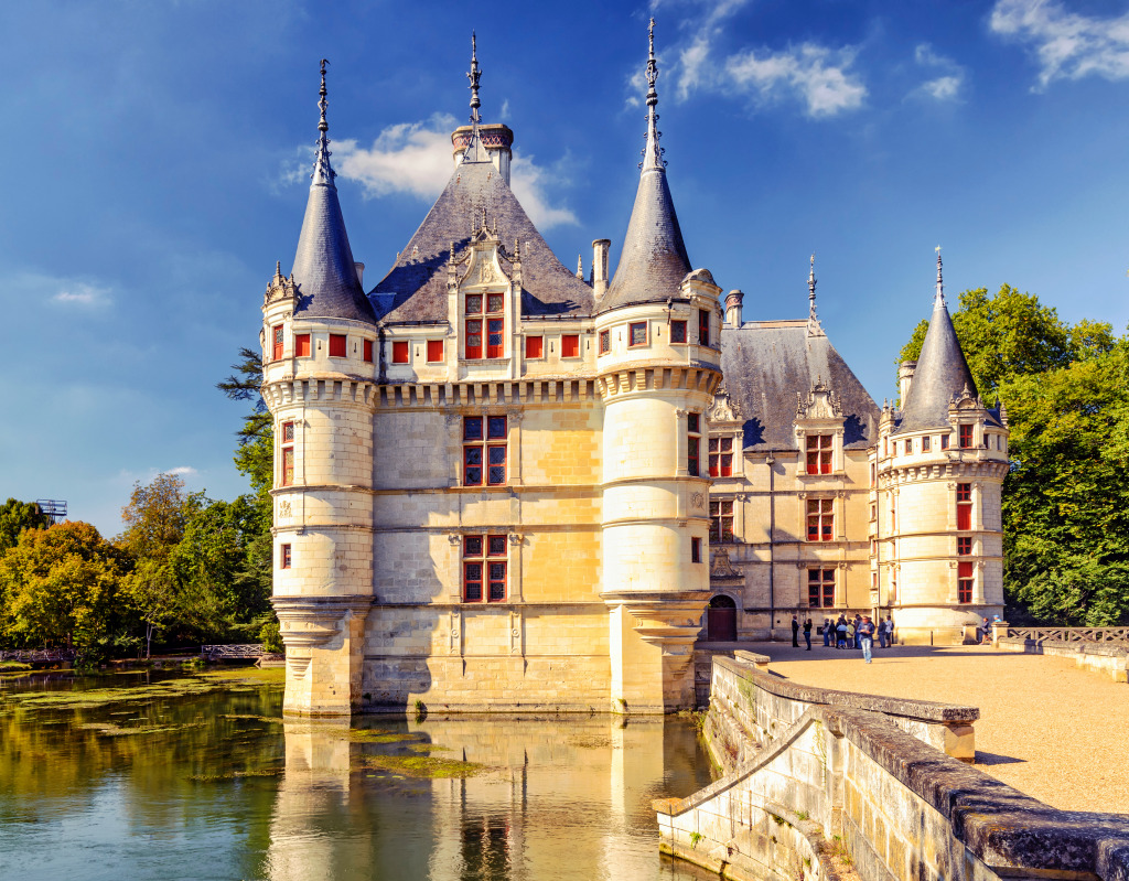 Chateau d'Azay-Le-Rideau, Loire Valley, France jigsaw puzzle in Castles puzzles on TheJigsawPuzzles.com