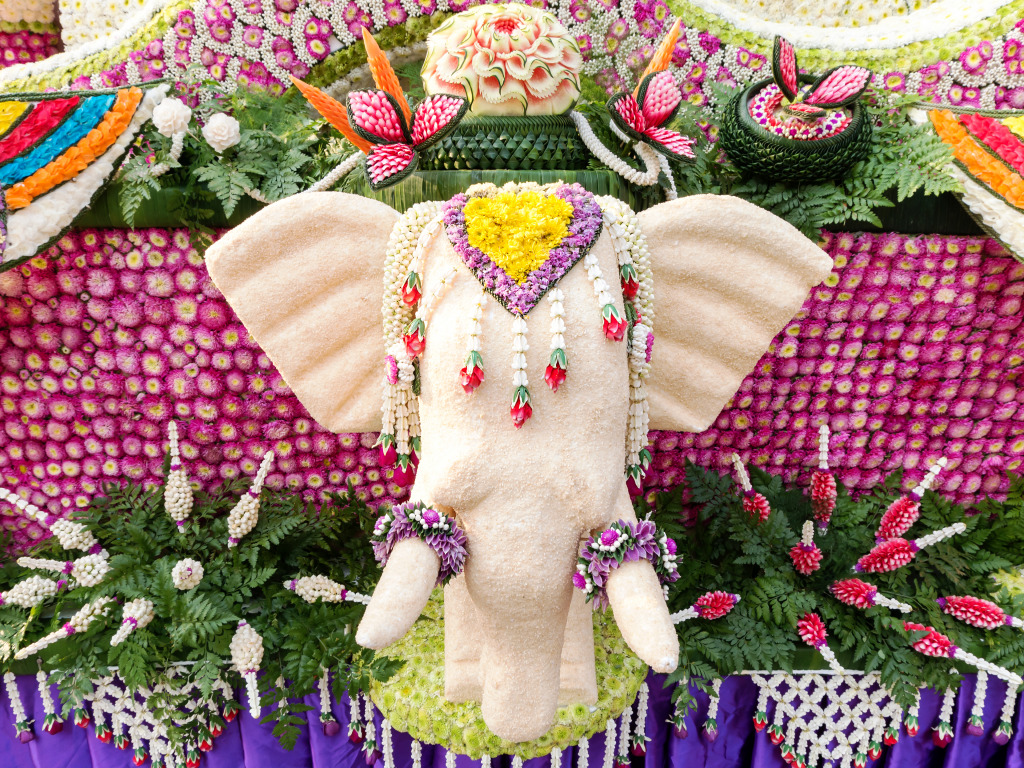 Chiang Mai Flower Festival, Thailand jigsaw puzzle in Flowers puzzles on TheJigsawPuzzles.com