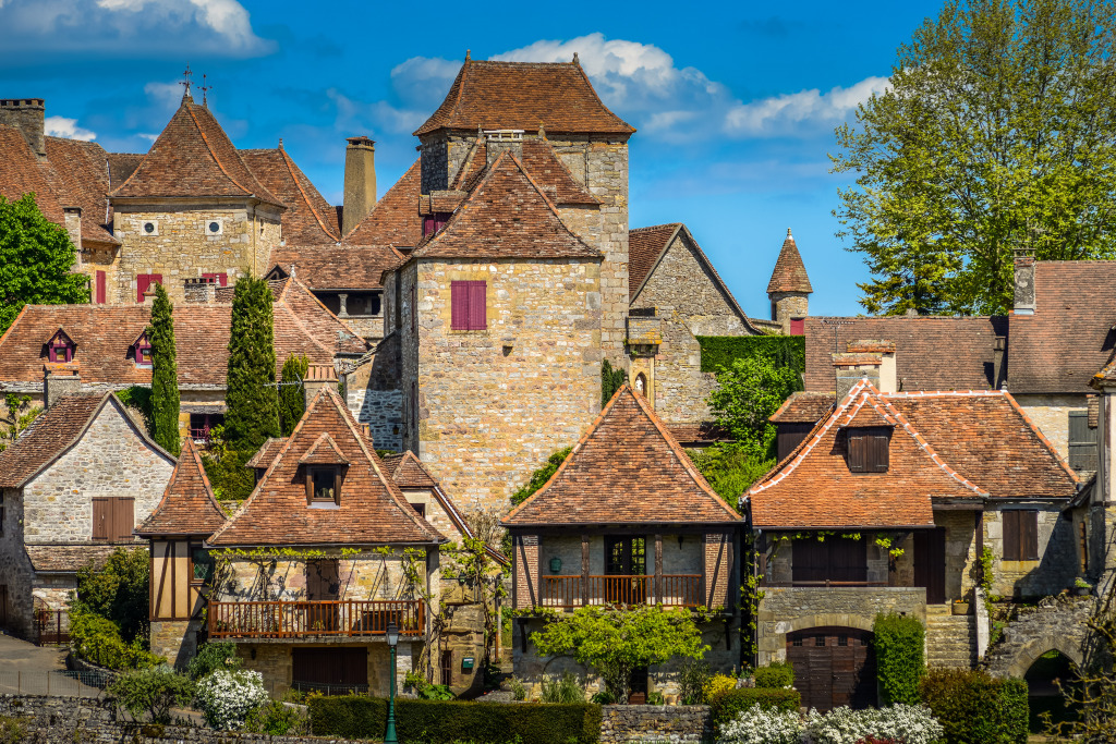 Village in Loubressac, France jigsaw puzzle in Street View puzzles on TheJigsawPuzzles.com