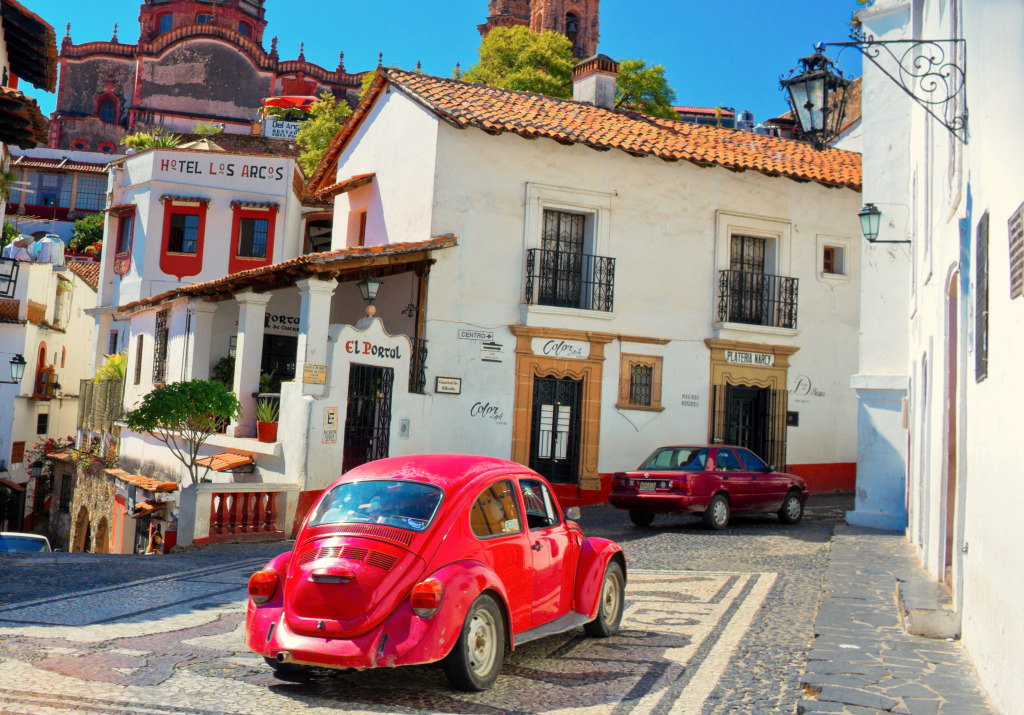 Volkswagen Beetle Taxi, Taxco, Mexico jigsaw puzzle in Cars & Bikes puzzles on TheJigsawPuzzles.com