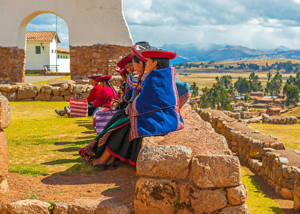 Quechua Women, Chincheros, Peru jigsaw puzzle in People puzzles on TheJigsawPuzzles.com