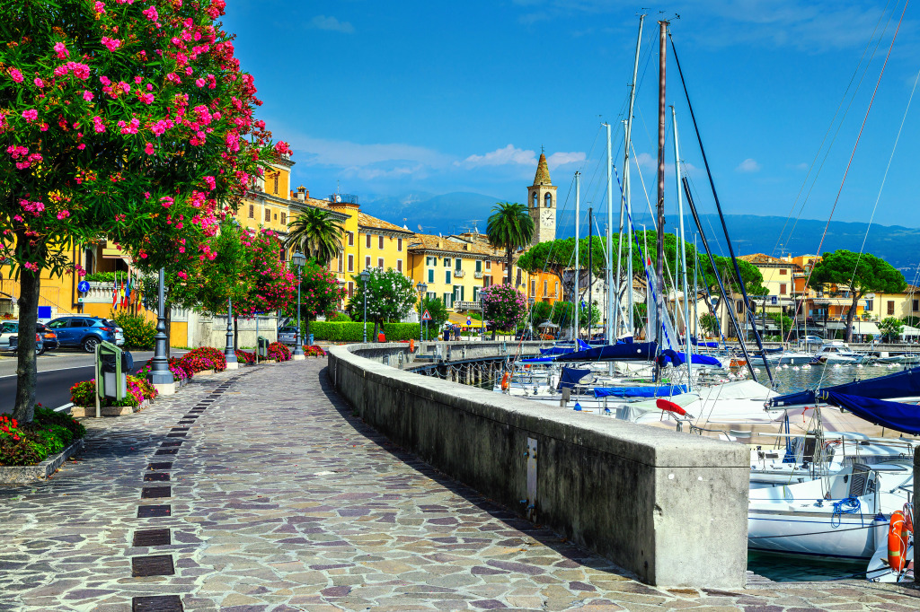 Toscolano-Maderno, Lake Garda, Italy jigsaw puzzle in Street View puzzles on TheJigsawPuzzles.com
