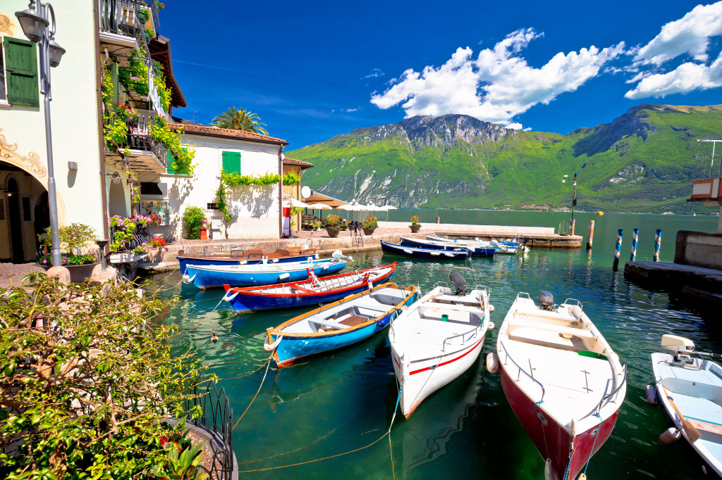 Limone Sul Garda, Lake Garda, Italy jigsaw puzzle in Great Sightings puzzles on TheJigsawPuzzles.com