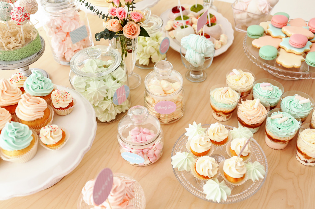 Sweets, Cupcakes and Desserts jigsaw puzzle in Food & Bakery puzzles on TheJigsawPuzzles.com