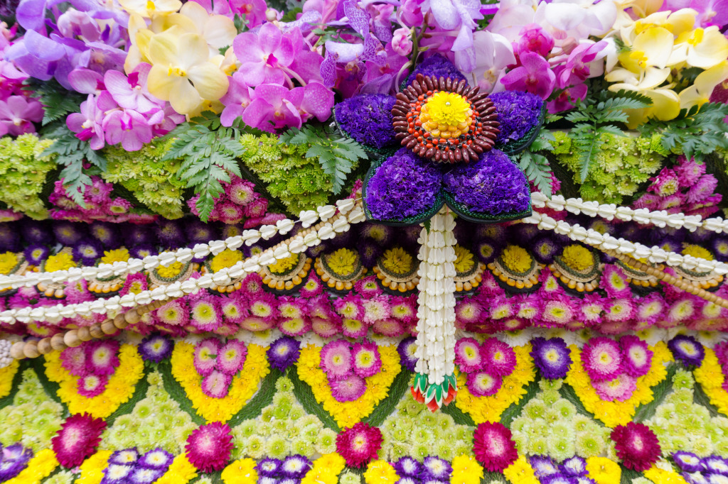 Chiang Mai Flower Festival, Thailand jigsaw puzzle in Flowers puzzles on TheJigsawPuzzles.com