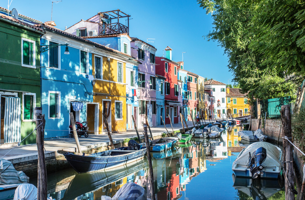 Burano Island, Venice jigsaw puzzle in Puzzle of the Day puzzles on TheJigsawPuzzles.com