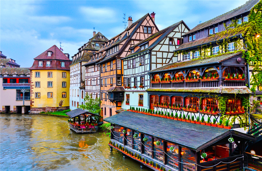 Canals of Alsace, France jigsaw puzzle in Street View puzzles on TheJigsawPuzzles.com