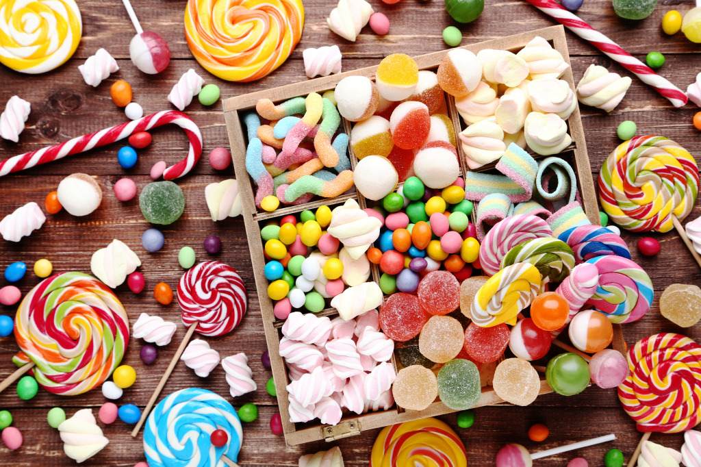 Candies and Lollipops jigsaw puzzle in Food & Bakery puzzles on TheJigsawPuzzles.com