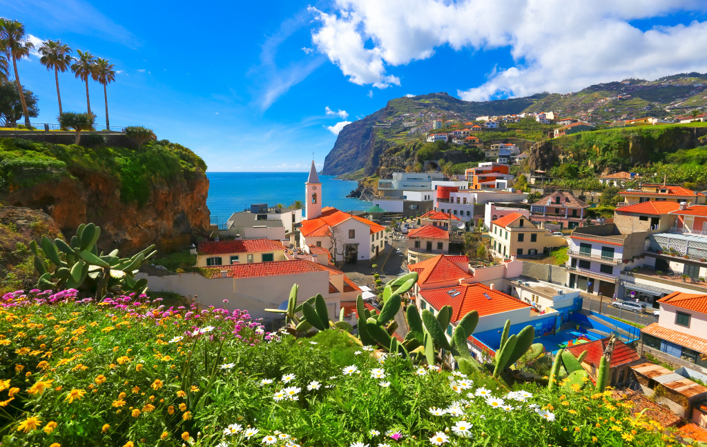 Camara de Lobos, Madeira Island, Portugal jigsaw puzzle in Great Sightings puzzles on TheJigsawPuzzles.com