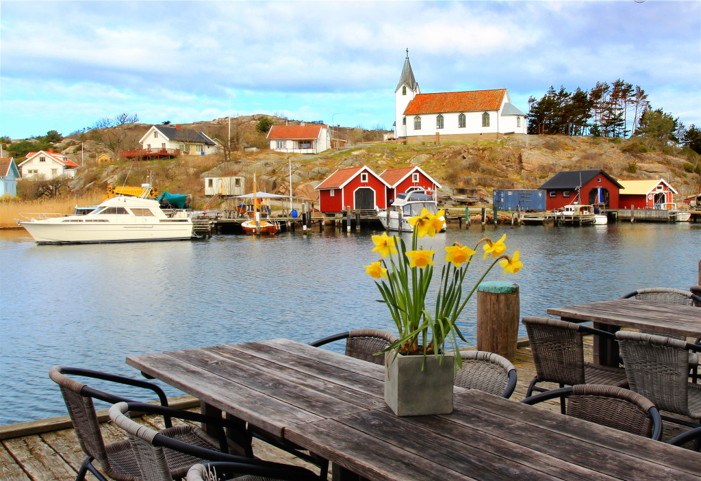 Church at Hamburgsund West Coast, Sweden jigsaw puzzle in Great Sightings puzzles on TheJigsawPuzzles.com