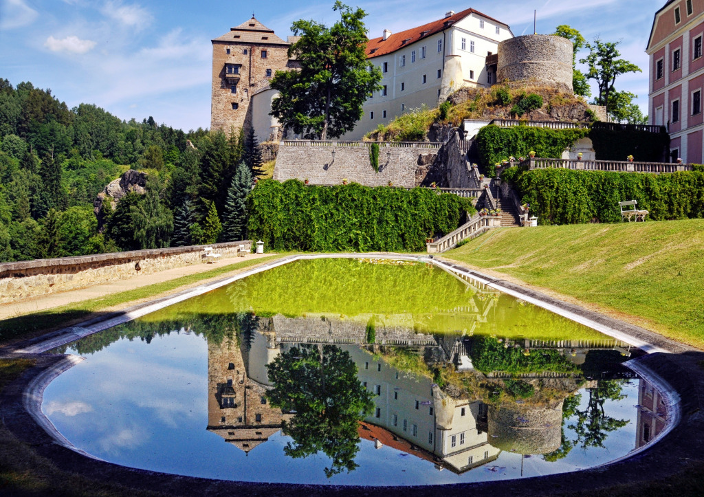 Becov Nad Teplou, Czech Republic jigsaw puzzle in Castles puzzles on TheJigsawPuzzles.com