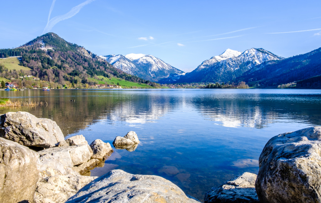 Schliersee Lake in Bavaria, Germany jigsaw puzzle in Great Sightings puzzles on TheJigsawPuzzles.com