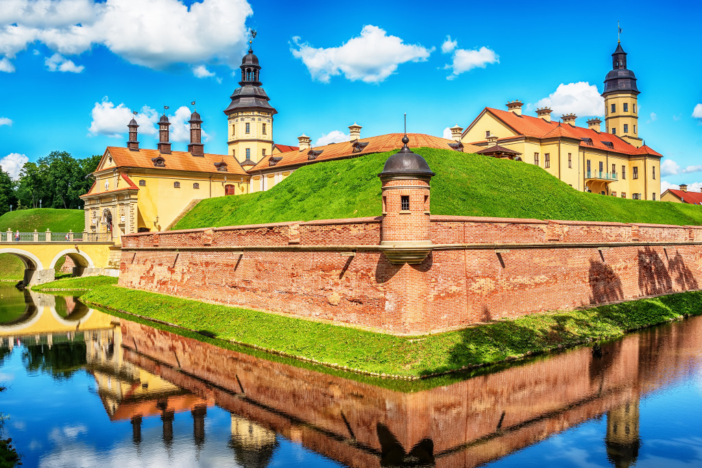 Nesvizh Castle, Belarus jigsaw puzzle in Castles puzzles on TheJigsawPuzzles.com