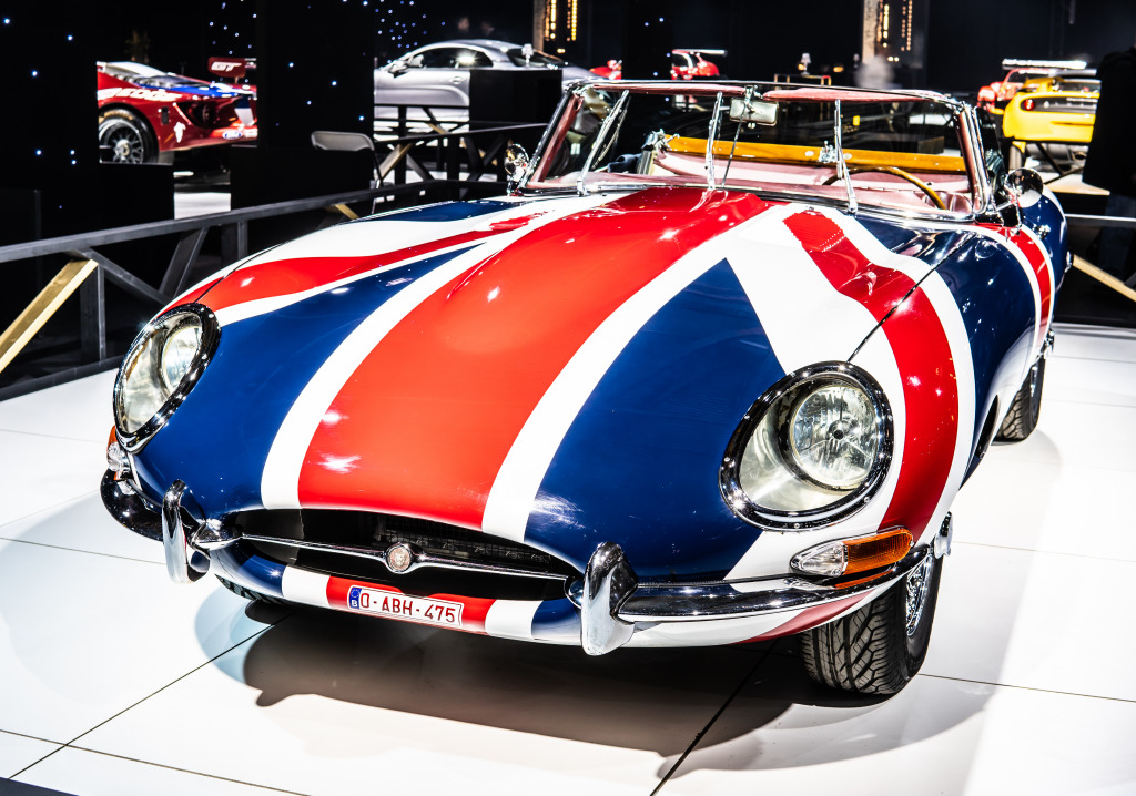 1967 Jaguar E Type in Brussels jigsaw puzzle in Cars & Bikes puzzles on TheJigsawPuzzles.com