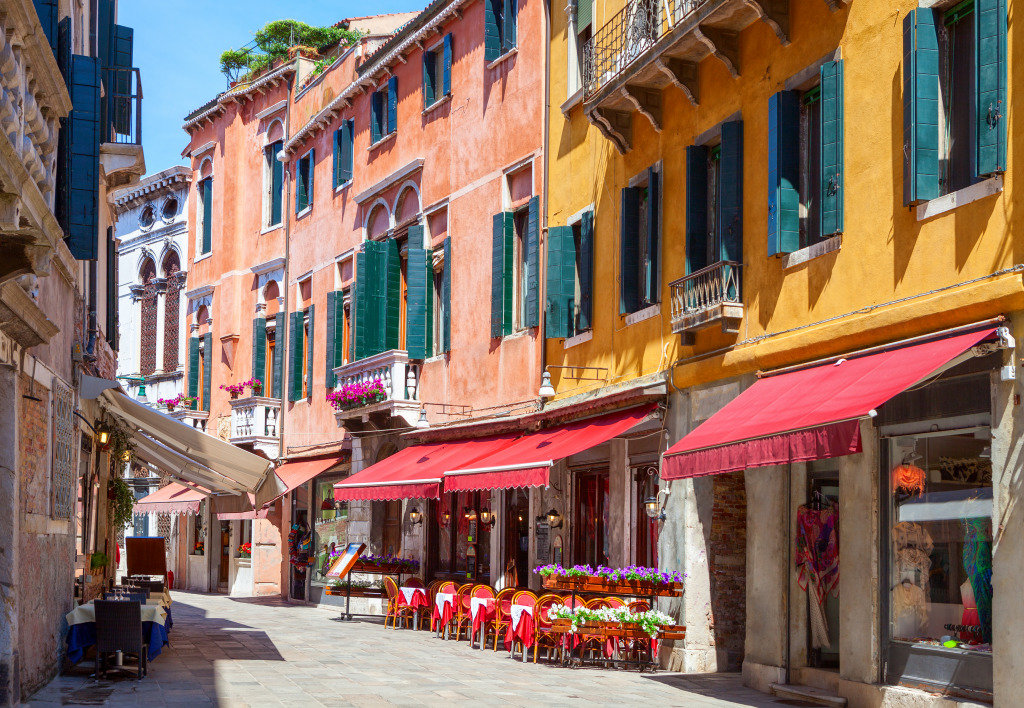 Sunny Morning in Venice jigsaw puzzle in Street View puzzles on TheJigsawPuzzles.com