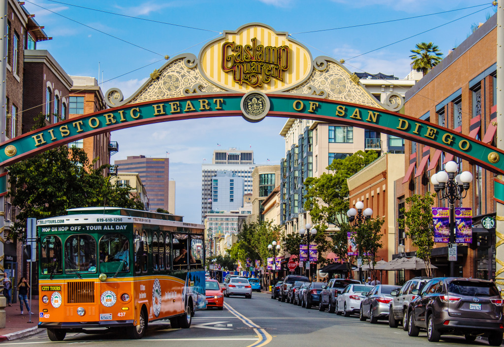 Downtown San Diego, California jigsaw puzzle in Street View puzzles on TheJigsawPuzzles.com