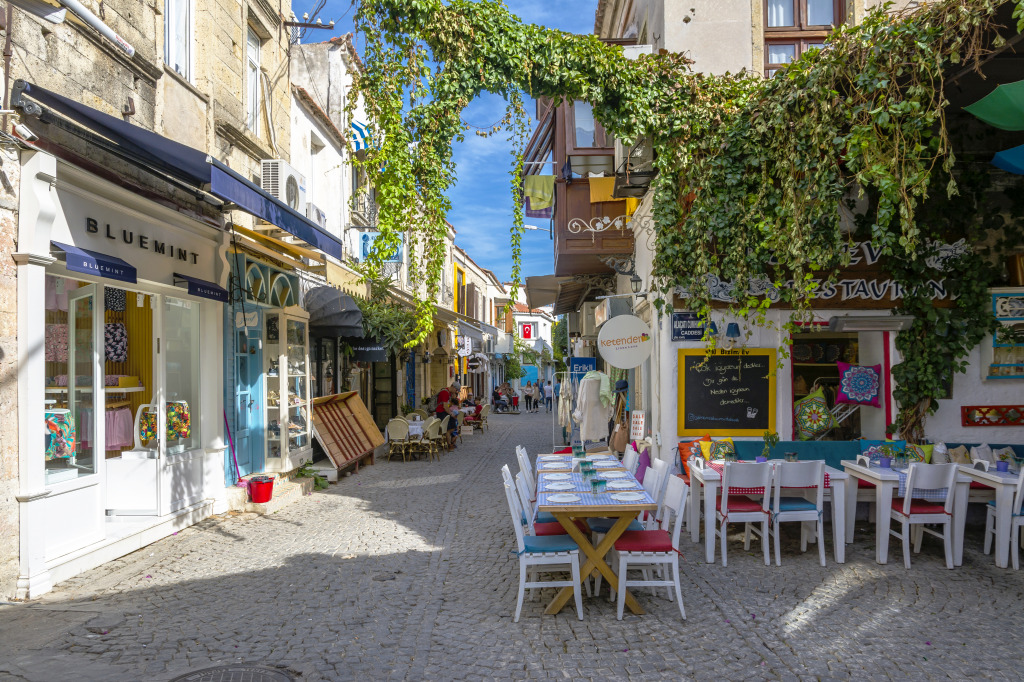 Street Restaurant in Alacati, Turkey jigsaw puzzle in Food & Bakery puzzles on TheJigsawPuzzles.com