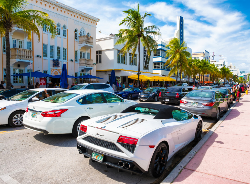 Ocean Drive, Miami Beach, USA jigsaw puzzle in Cars & Bikes puzzles on TheJigsawPuzzles.com