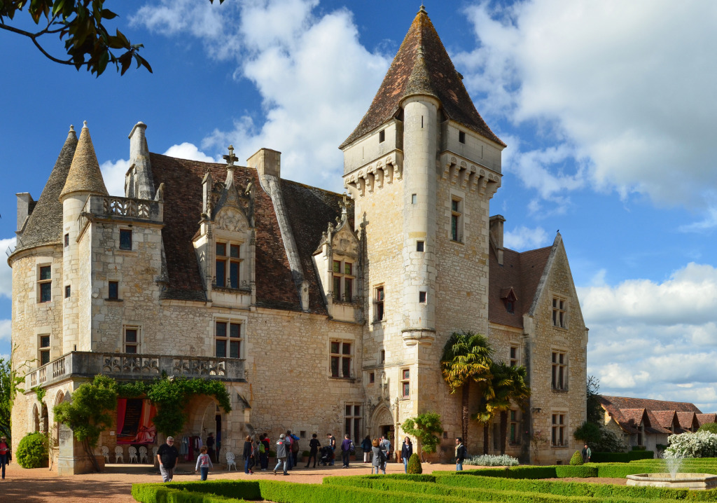 Chateau des Milandes, France jigsaw puzzle in Castles puzzles on TheJigsawPuzzles.com