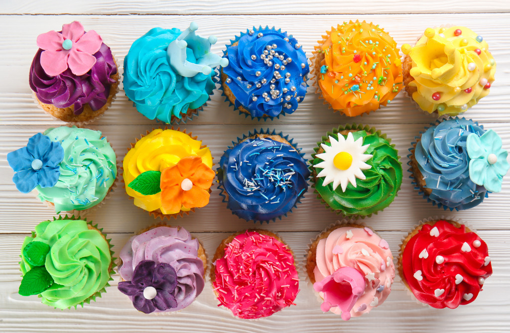 Colorful Cupcakes jigsaw puzzle in Food & Bakery puzzles on TheJigsawPuzzles.com