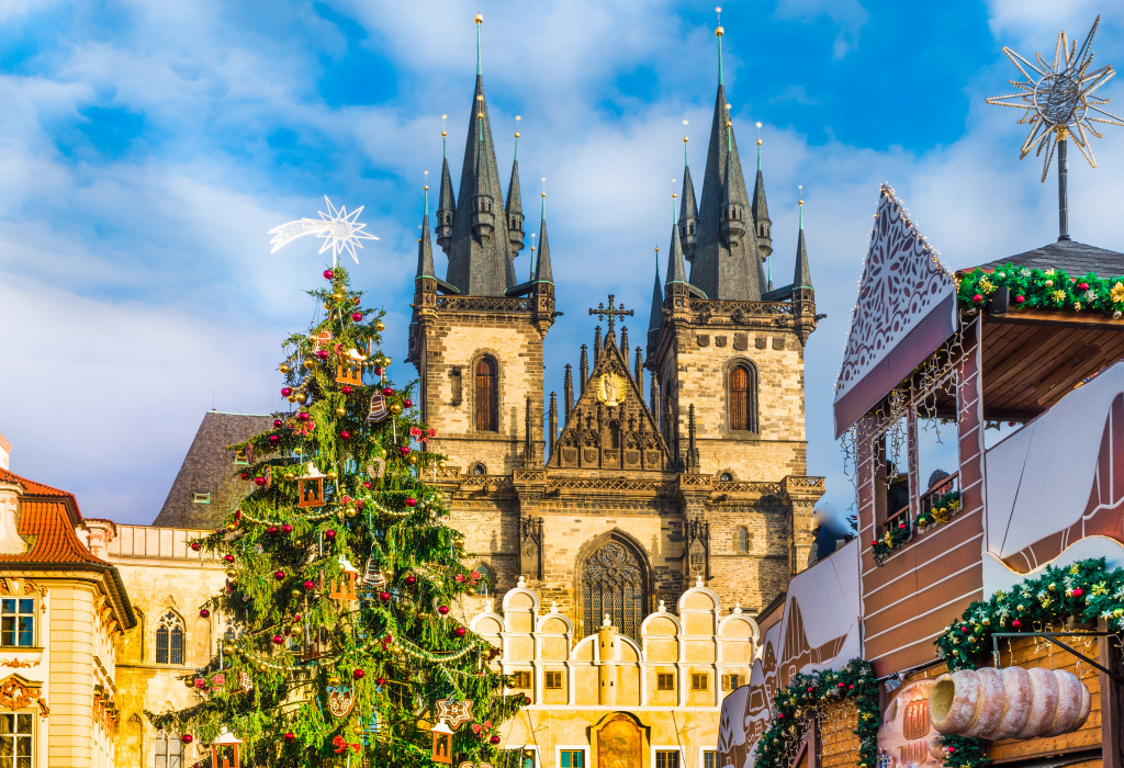 Church of Our Lady Tyn in Prague jigsaw puzzle in Christmas & New Year puzzles on TheJigsawPuzzles.com