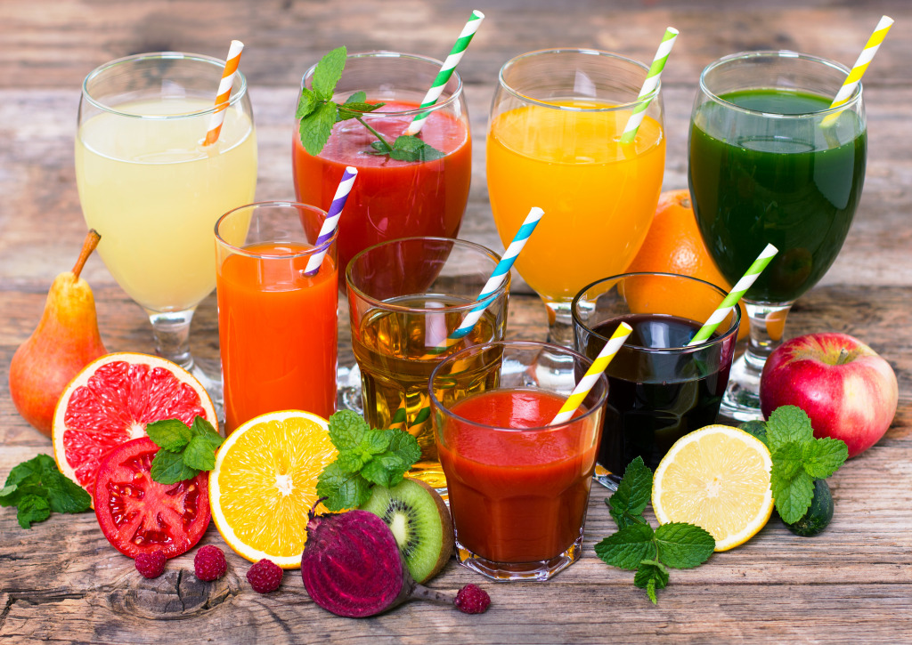Fruit and Vegetable Juices and Smoothies jigsaw puzzle in Fruits & Veggies puzzles on TheJigsawPuzzles.com